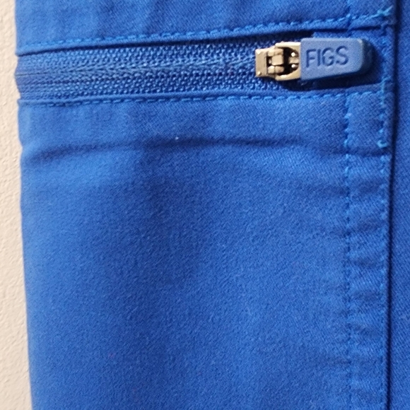 Figs Blue Scrub Set - Picture 7 of 16